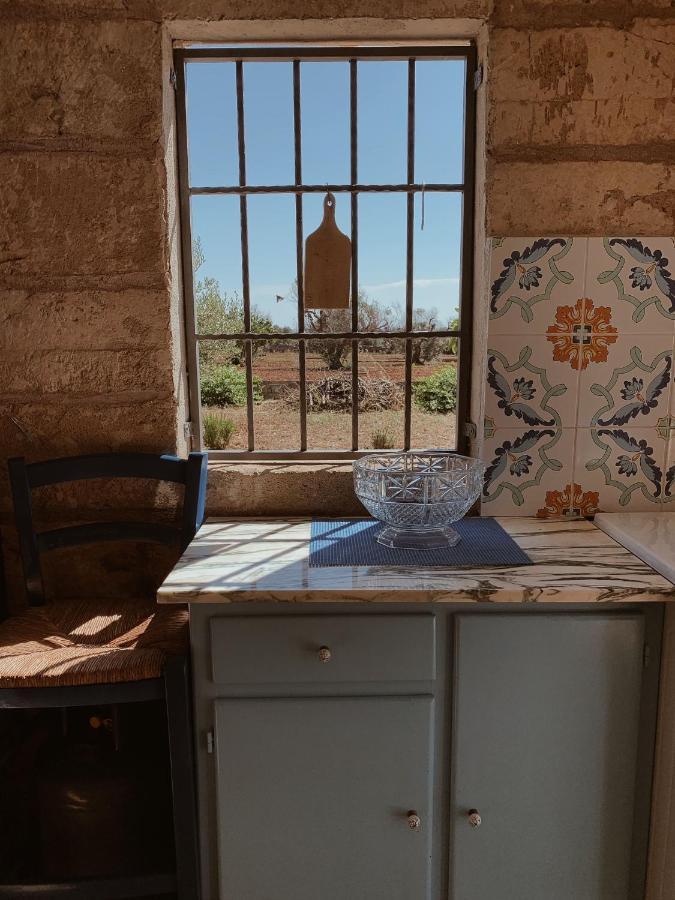 Trullo Contrada Stracca Casa de hóspedes Alliste Exterior foto