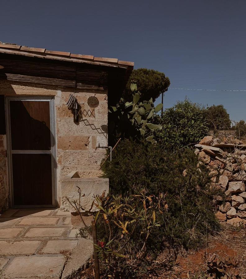 Trullo Contrada Stracca Casa de hóspedes Alliste Exterior foto