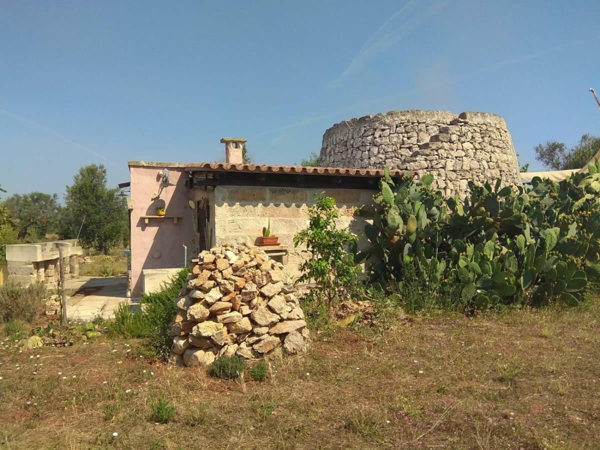 Trullo Contrada Stracca Casa de hóspedes Alliste Exterior foto